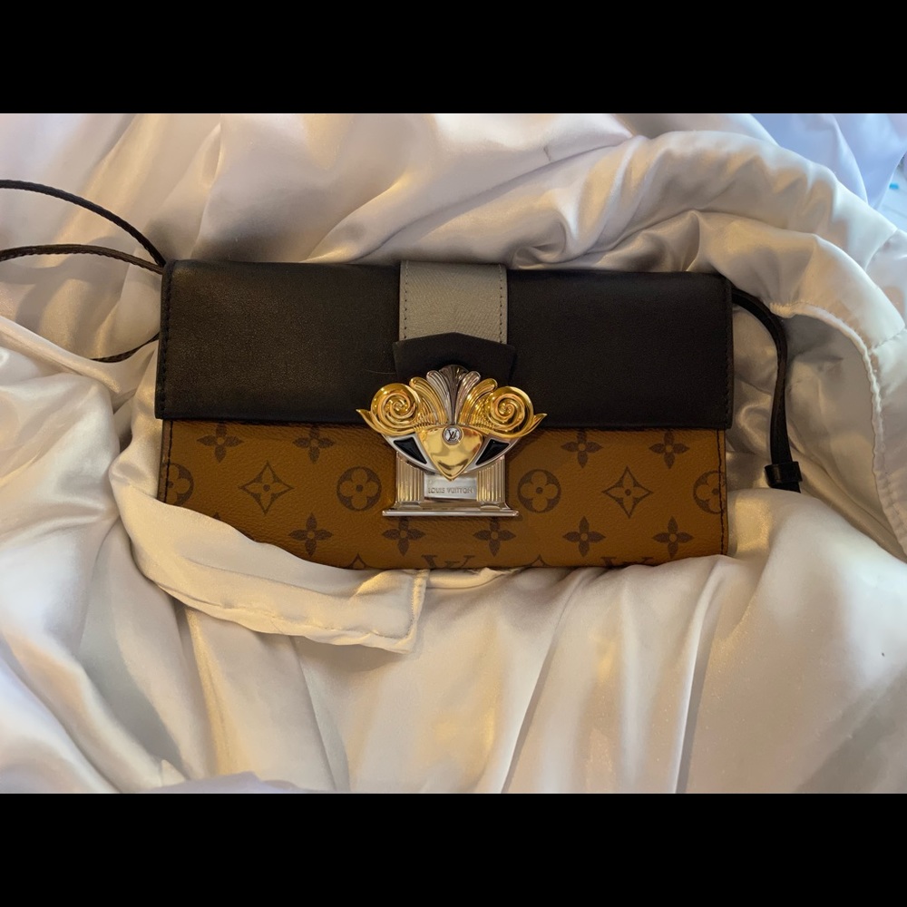 Louis Vuitton 2017 Monogram Reverse Column Clutch… - image 1